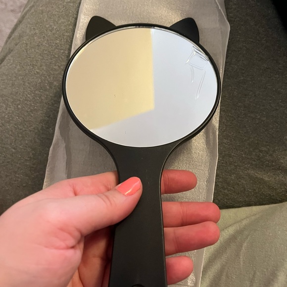 Bnib sold out Colourpop  hocus pocus mirror - Picture 3 of 3